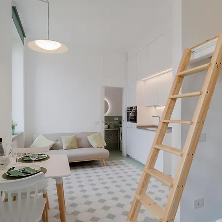 Oliva アパート インペリア